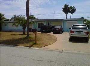 1st image of 373 N Lakeside Dr