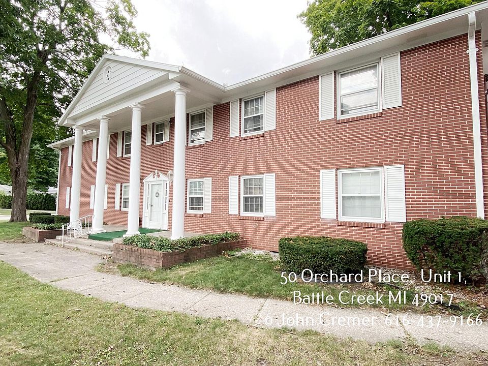 1st image of 1 Orchard Pl #1