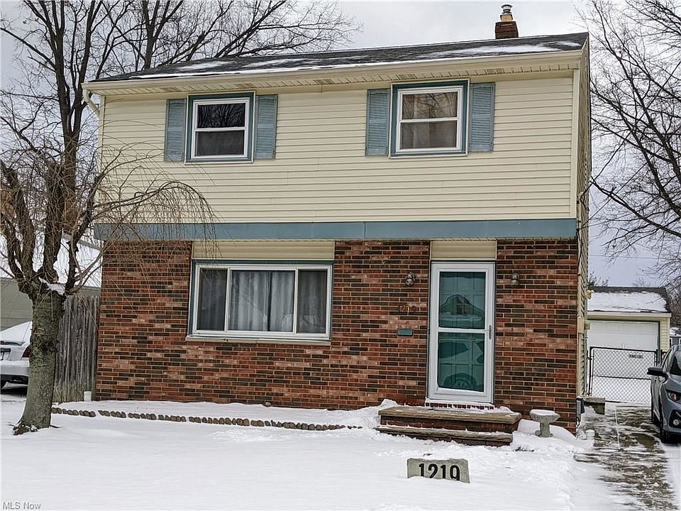 1st image of 1219 E 351st St