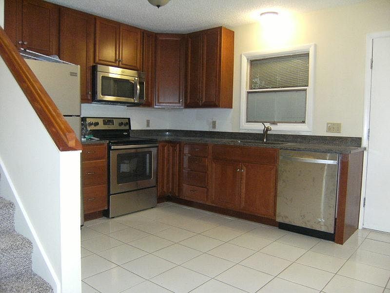 1st image of 1211 Gunby Ave