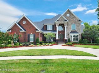 2100 Highland Springs Pl, Louisville, KY 40245