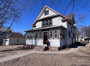 214 1st Ave NW, Rothsay, MN 56579