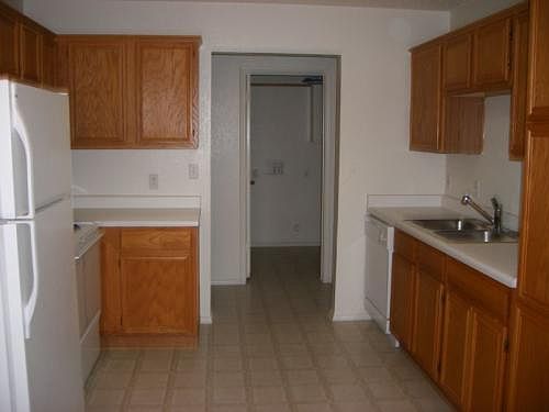 4th image of 6105 King William Dr