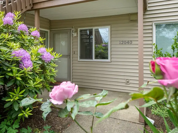 12040 SW Conestoga Dr, Beaverton, OR 97008