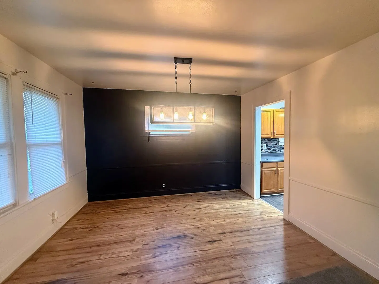 3 Bedroom, 2 Bathroom Home for Rent. — Photo 2