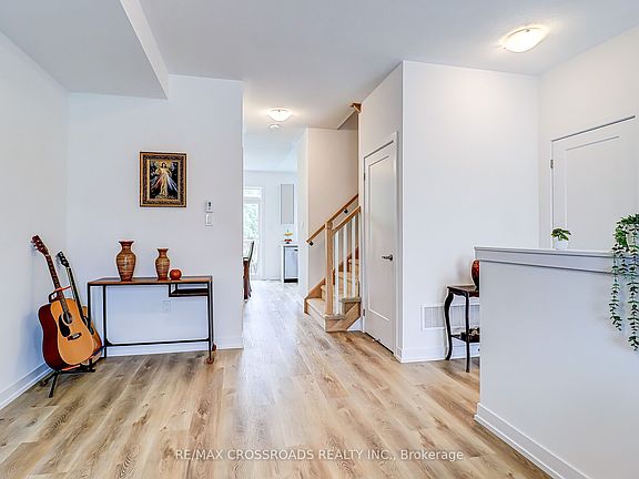 3rd image of 64 Lyall Stokes Cir