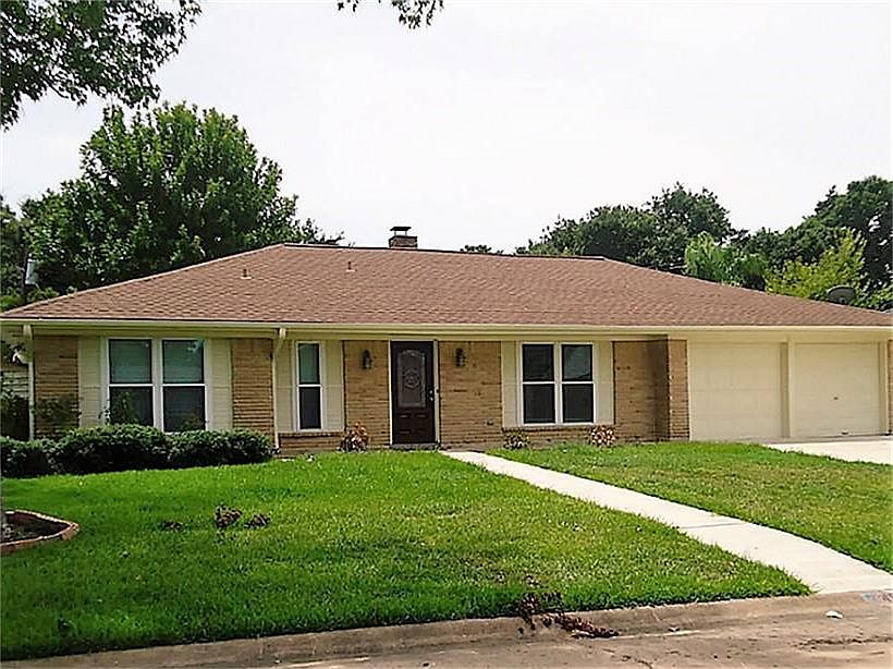1st image of 4916 Green Willow Ln #0
