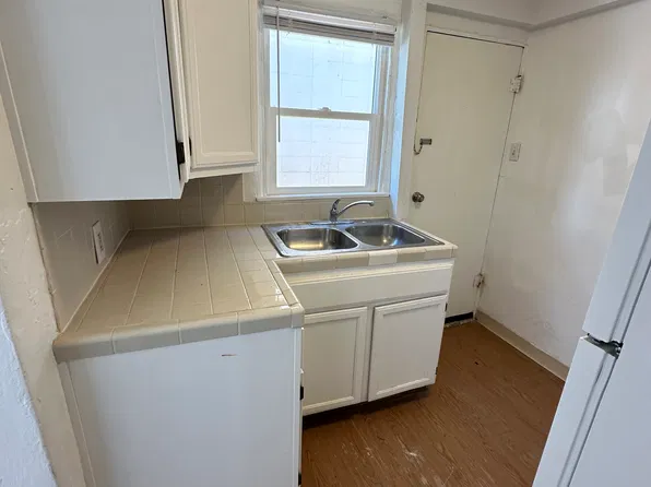 301-303 N Orchard Ave, Farmington, NM