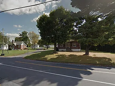 3 bed, 1300 sqft, $2,199 — Photo 3