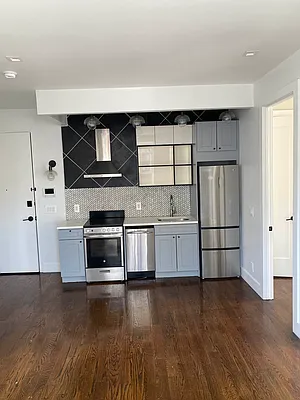 Rented by Lodger Corp | media 33