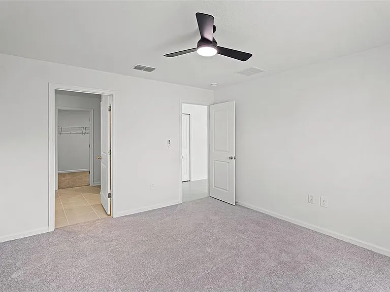 1993 Sarah St — Photo 11