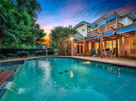 4th image of 6500 Glenhope Cir S