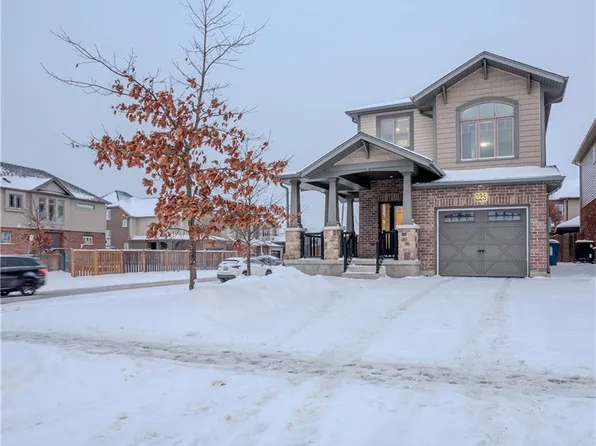 225 Goodwin Dr, Guelph, ON N1L 0K1