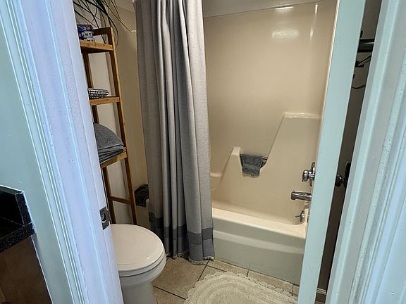 5th image of 3408 Haven Ave APT 212