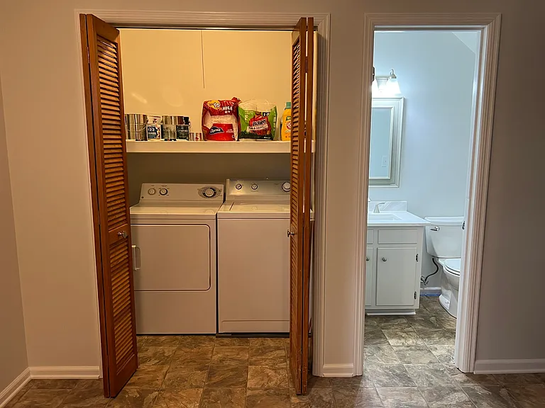 501 Poplar Ave — Photo 5