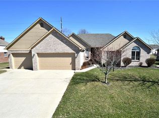 1123 Brookway Dr, Avon, IN 46123