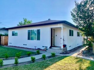 2221 B St, La Verne, CA 91750