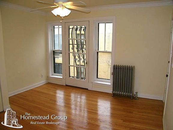 2nd image of 547 1/2 W Arlington Pl APT 308
