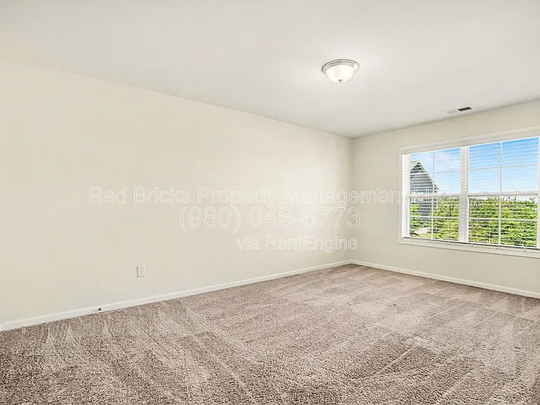 1569 Cambria Ct — Photo 25