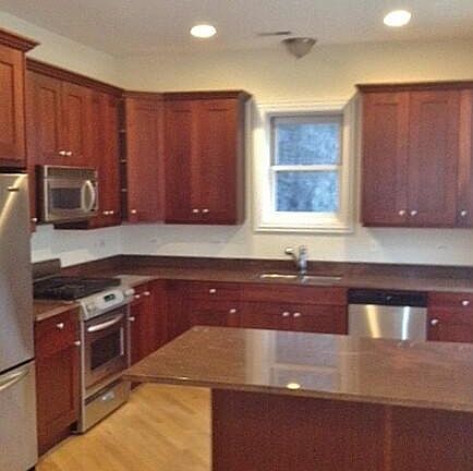 2nd image of 2927 N Southport Ave #2A