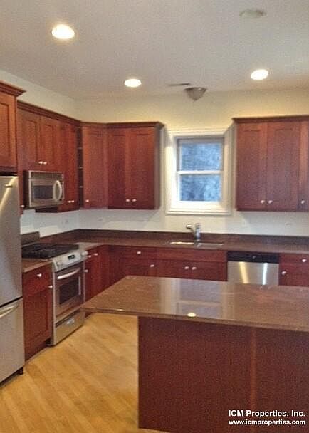 1st image of 2929 N Southport Ave #2A