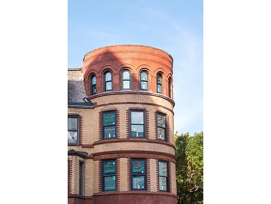 Sold by Douglas Elliman | media 7