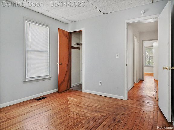 3rd image of 8089 Miller Rd