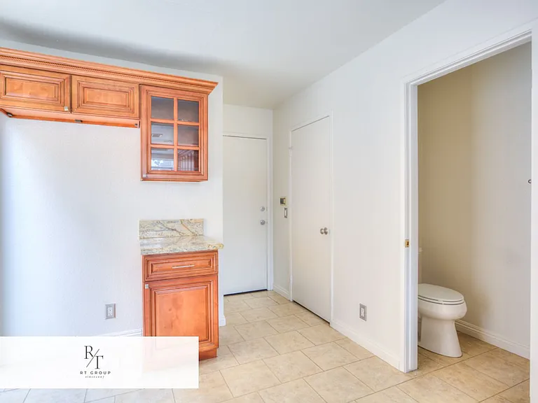 13006 Parkview Dr — Photo 12