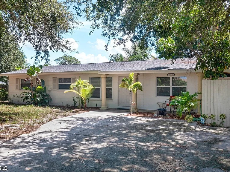 18597 Marco Blvd — Photo 12