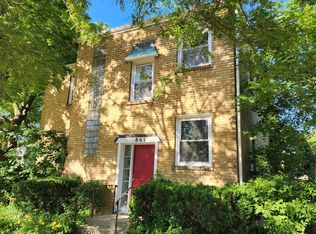861 Waukegan Rd #2, Deerfield, IL 60015