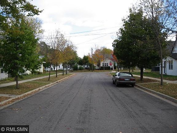 3rd image of 1519 Garfield Ct