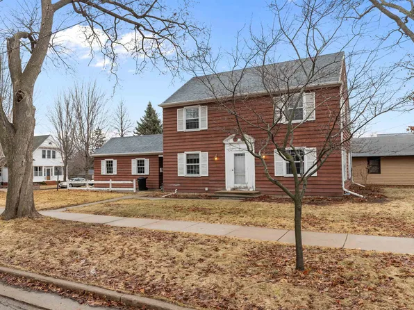 1 Brokaw Pl, Appleton, WI 54911