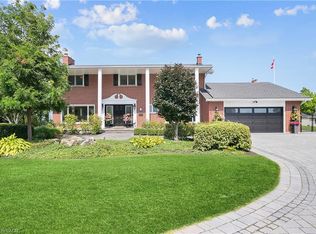 10 Azalea Ct, Hamilton, ON L8J 1K4