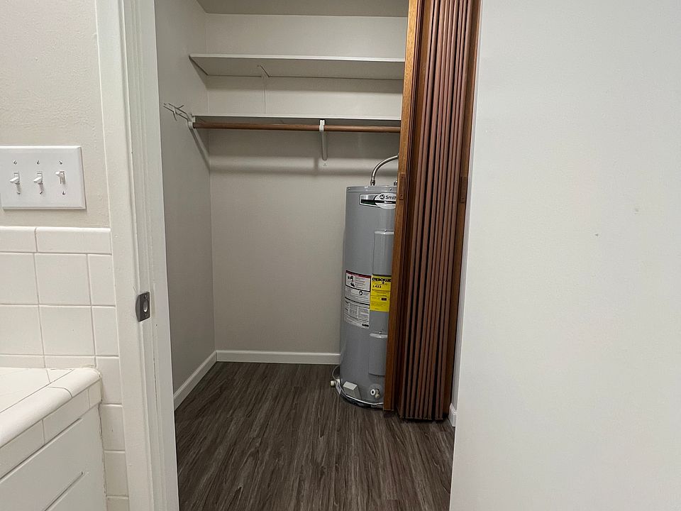 1st image of 5045 11th Ave NE APT 1