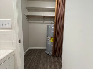 5045 11th Ave NE APT 1, Seattle, WA 98105