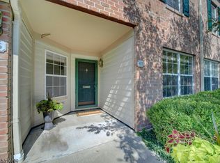 65 Pippins Way, Morristown, NJ 07960