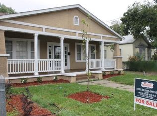 766 N Ceylon St, Eagle Pass, TX 78852