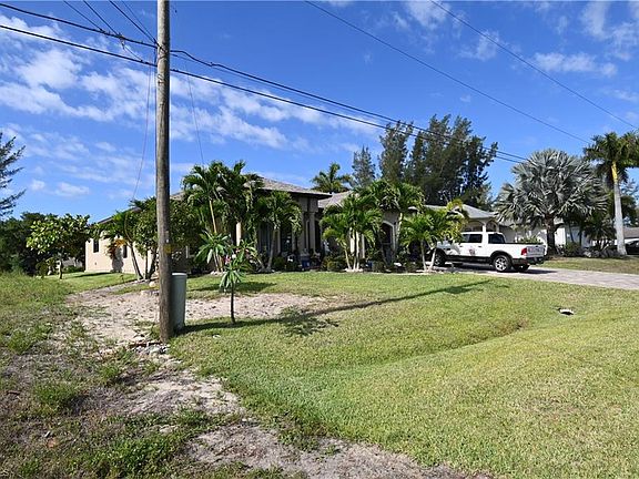 4th image of 1316 SW 31st Ter