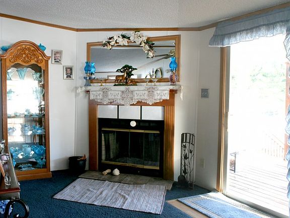 3rd image of 12 Clear Meadows Ln