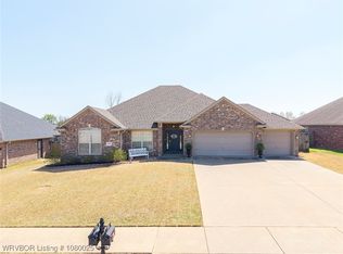 2059 Willow Ridge Ave, Springdale, AR 72764