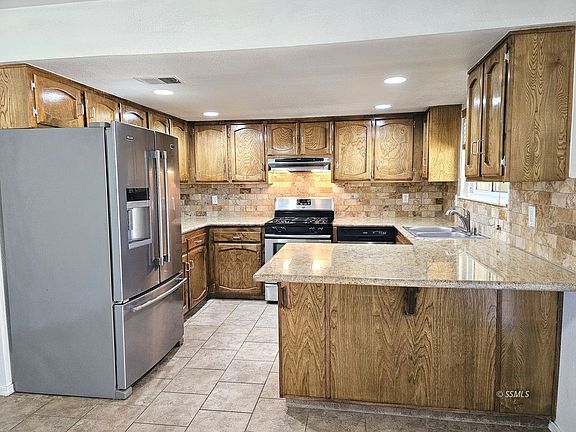 2nd image of 341 Fountain St