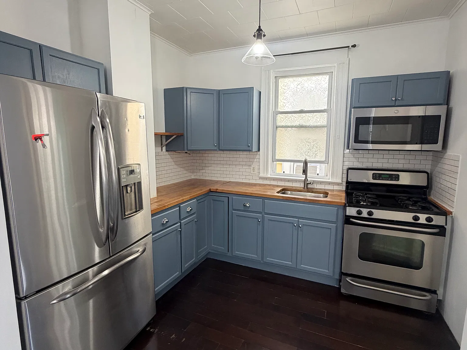 2 bed, $2,300 — Photo 2