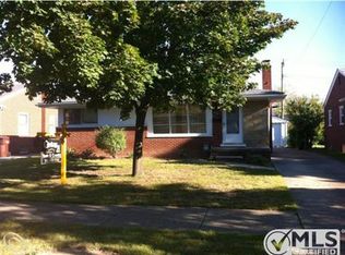 30335 Rush St, Garden City, MI 48135