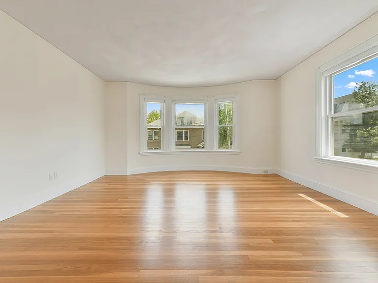 14 Westover St #2 — Photo 7