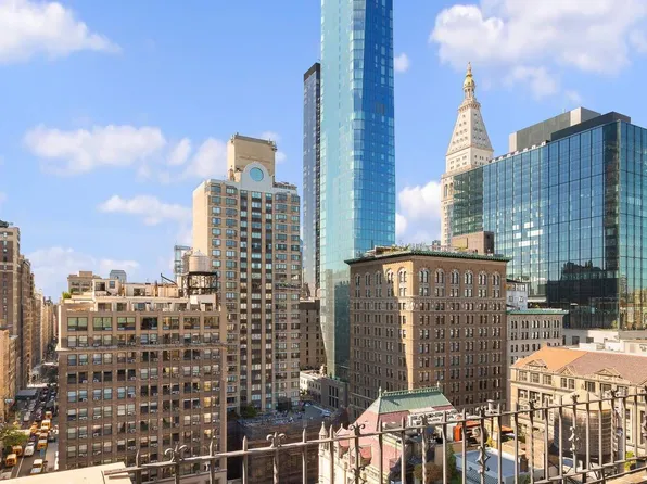 60 Gramercy Park North image 9 of 20