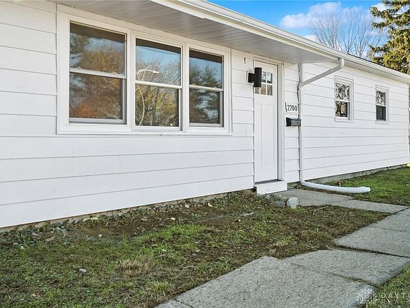 3rd image of 2700 Bingham Ave