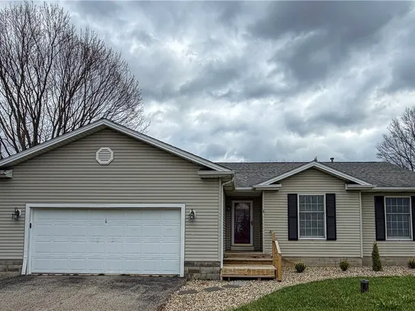 9825 Struthers Rd, New Middletown, OH 44442