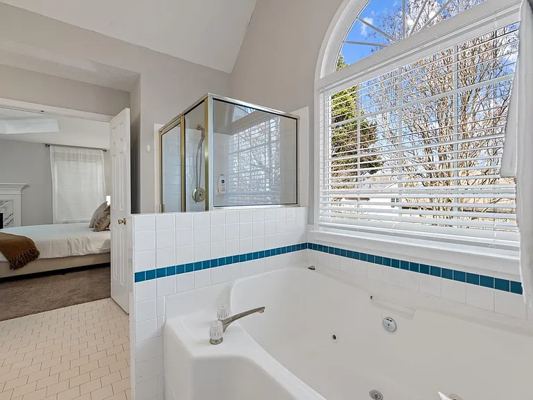 5590 Cannonero Dr — Photo 28