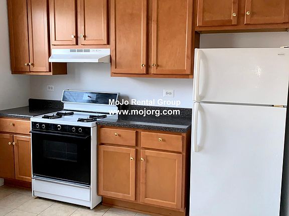 4th image of 3324 N Clifton Ave #Ch1