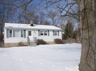 37 Cordell Rd, Schenectady, NY 12304